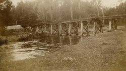 Walhalla railway line bridge over Latrobe River