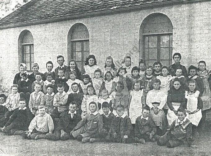 Laanecoorie State School about 1900