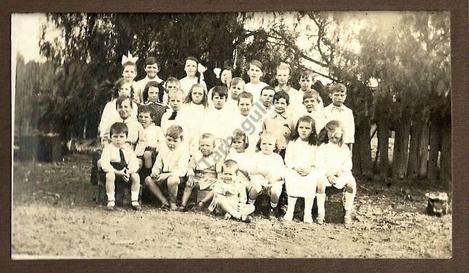 Group of Tarnagulla Children c 1916