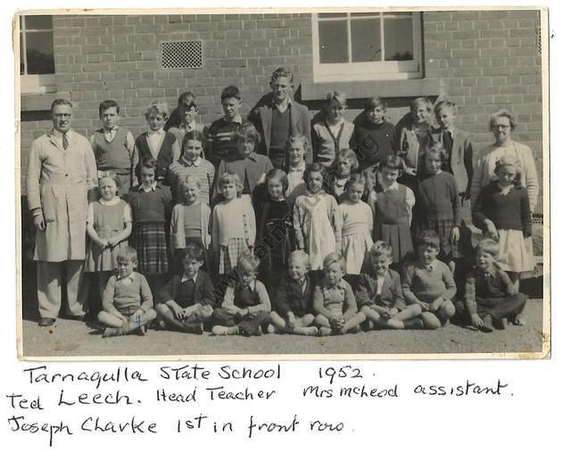 Tarnagulla State School 1952.
From the Mary Dridan Collection
