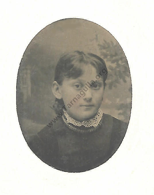 Miss Mary PAGE 1863-1935. Daughter of Thomas & Mary (nee Martin) PAGE.  Tiny tinplate photo.