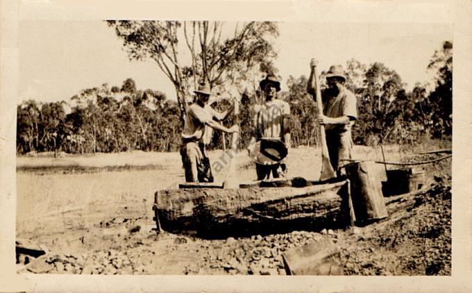 Miners at Tarnagulla