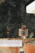 1996 Reef Mining NL Steve Burchell, Graham Stevenson bolting the backs